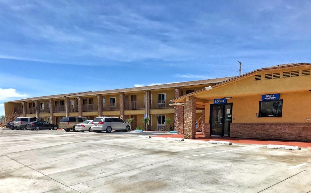 Rodeway Inn Adelanto Us 395 Luaran gambar