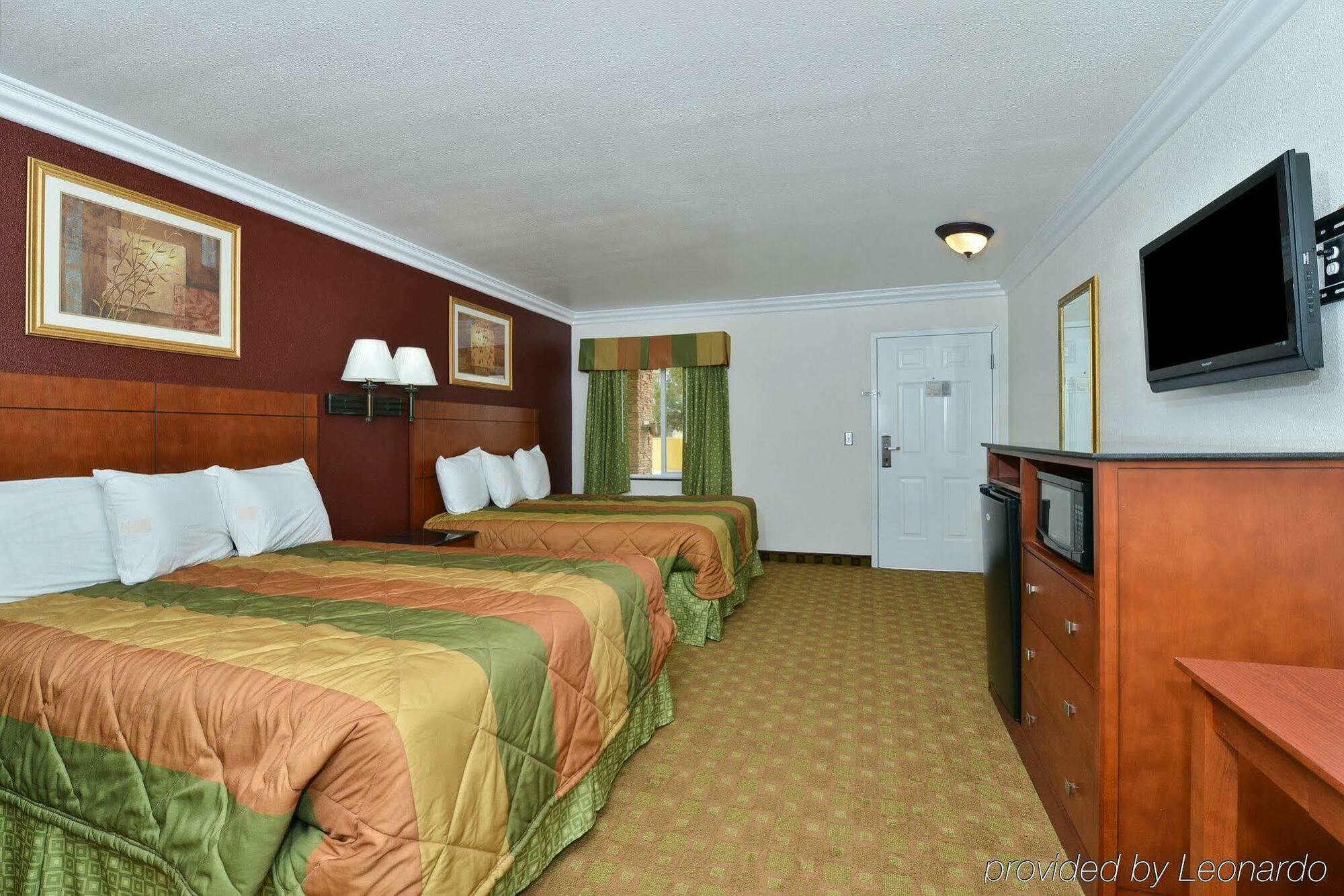 Rodeway Inn Adelanto Us 395 Luaran gambar